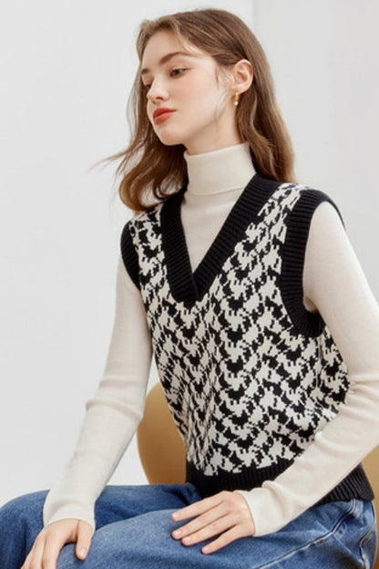 V-Neck Knitted Sweater Vest