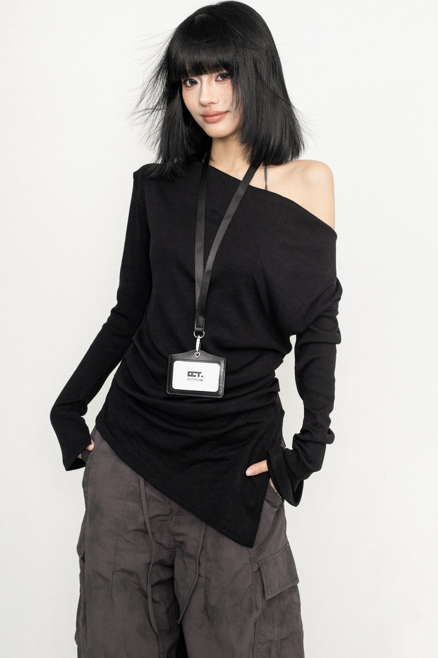 Simple Off-Shoulder Knit Shirt