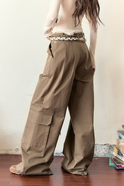 Large Pockets Slim Straight-Leg Pants