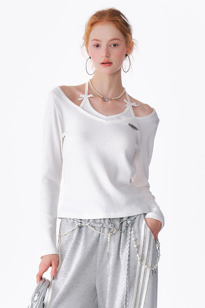 BOW HALTERNECK LONG SLEEVE KNITTED TOP