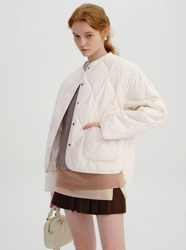 Short light rhombic down jacket