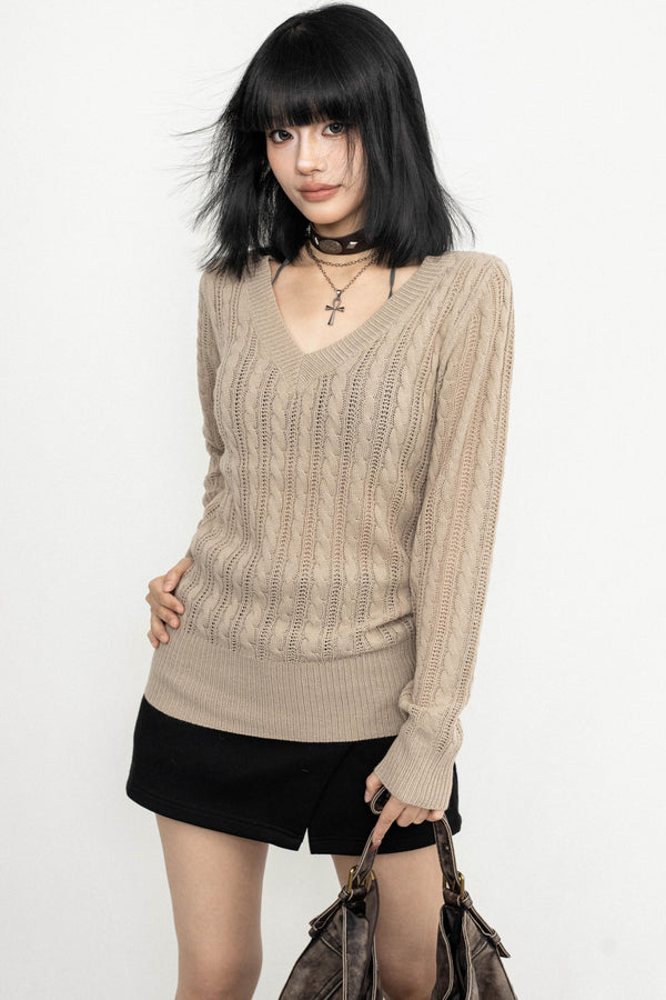 College Style V-neck Shirt