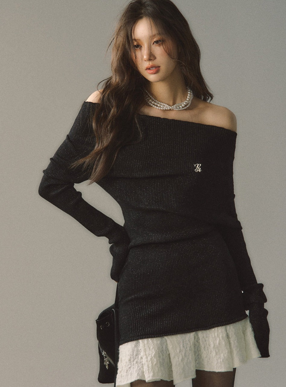 One-shoulder black knitted sweater Dress