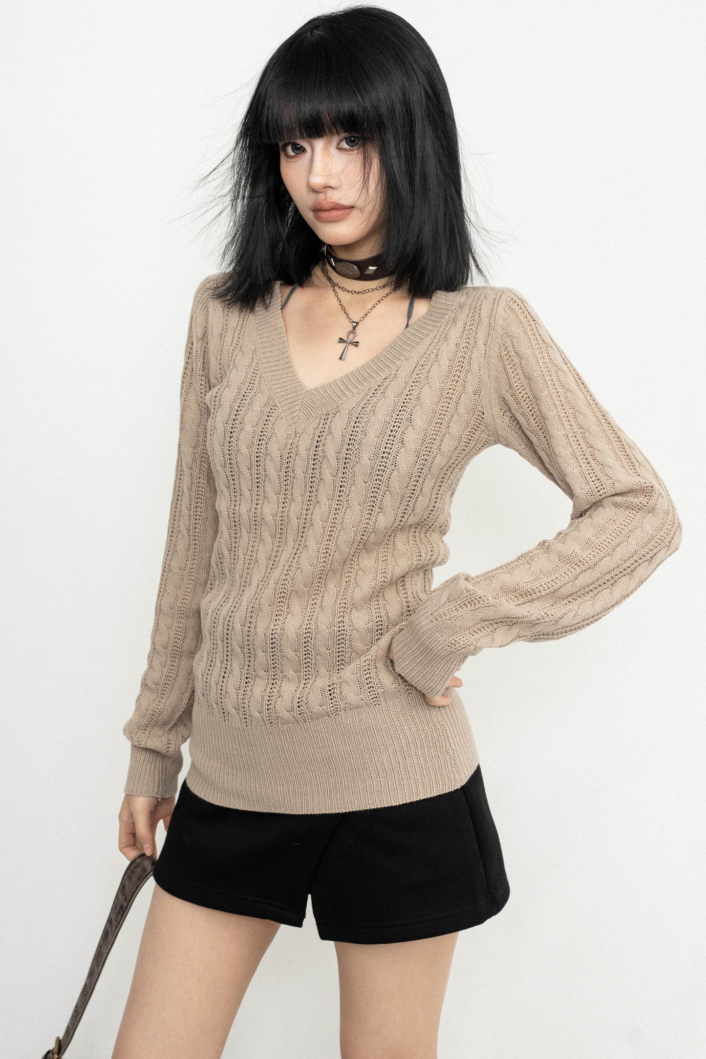 College Style V-neck Shirt