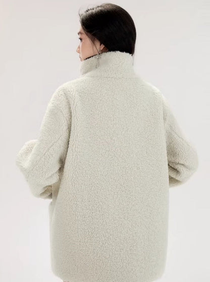 Faux fur integrated lambswool coat