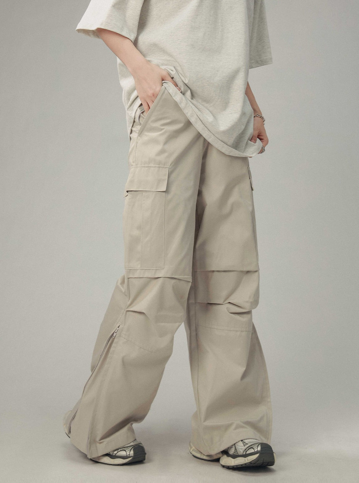 Pleated Paratrooper Cargo Pants