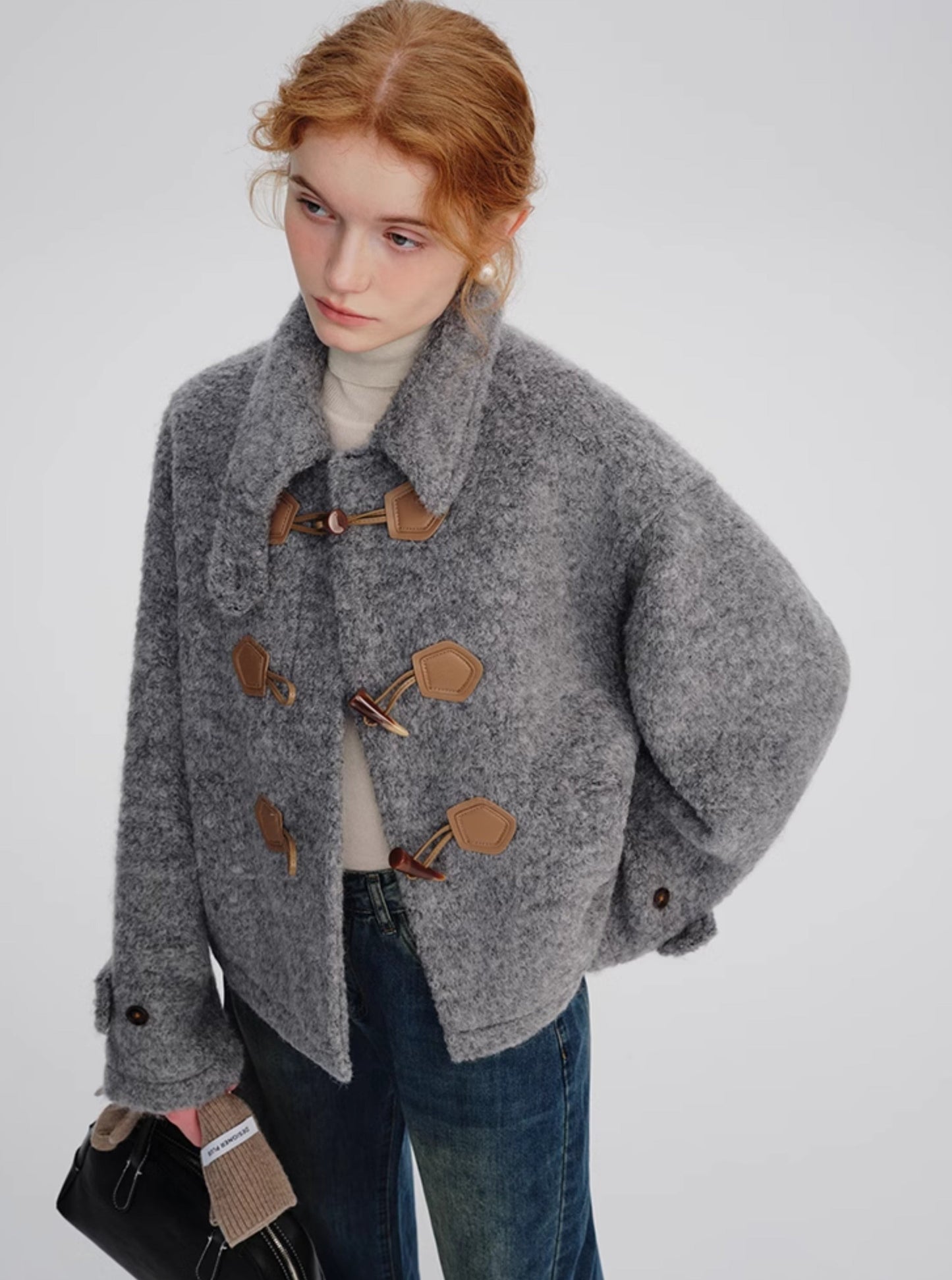 Gray short woolen jacket