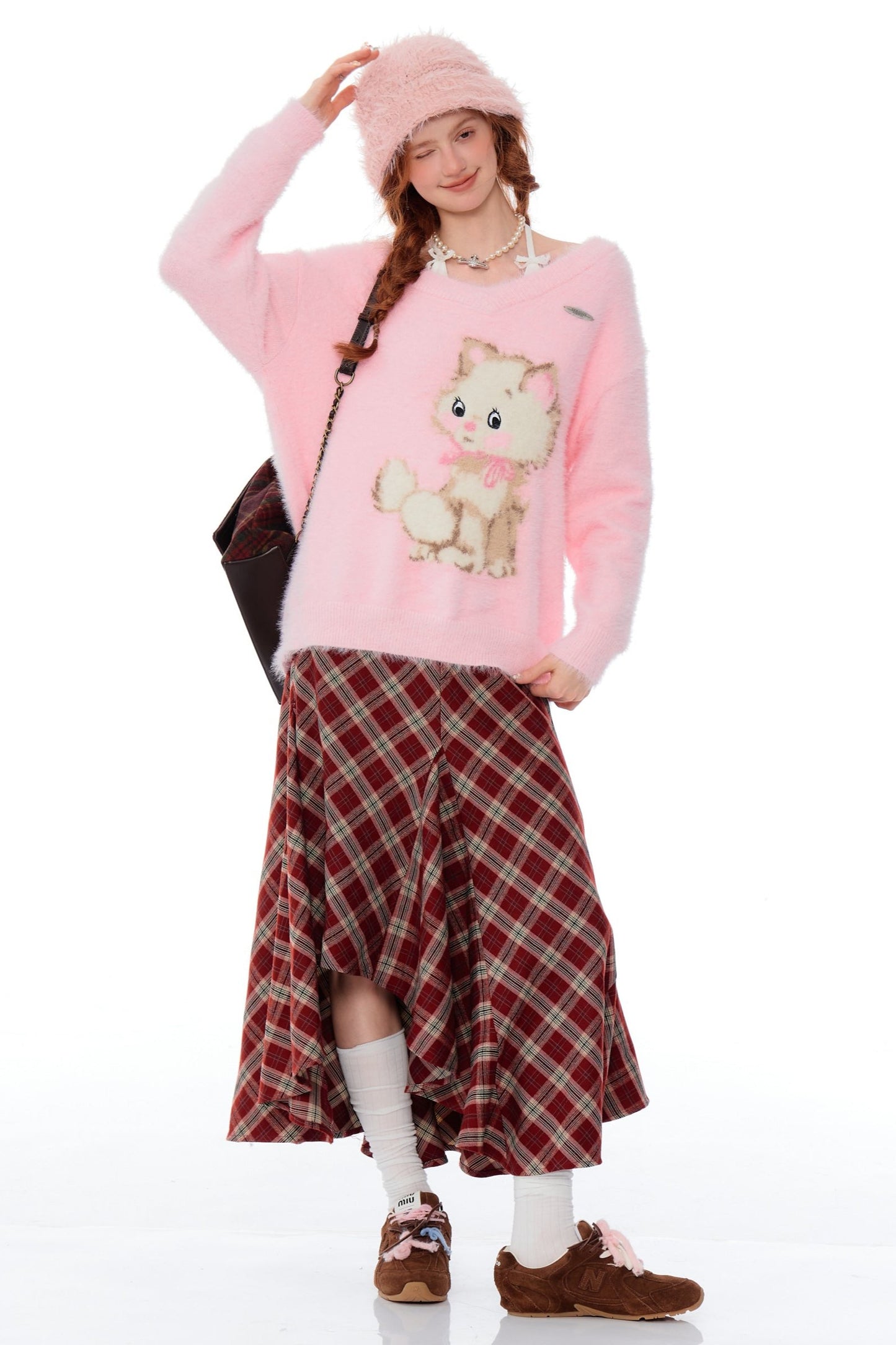 Retro Cat Plush V-NECK SWEATER