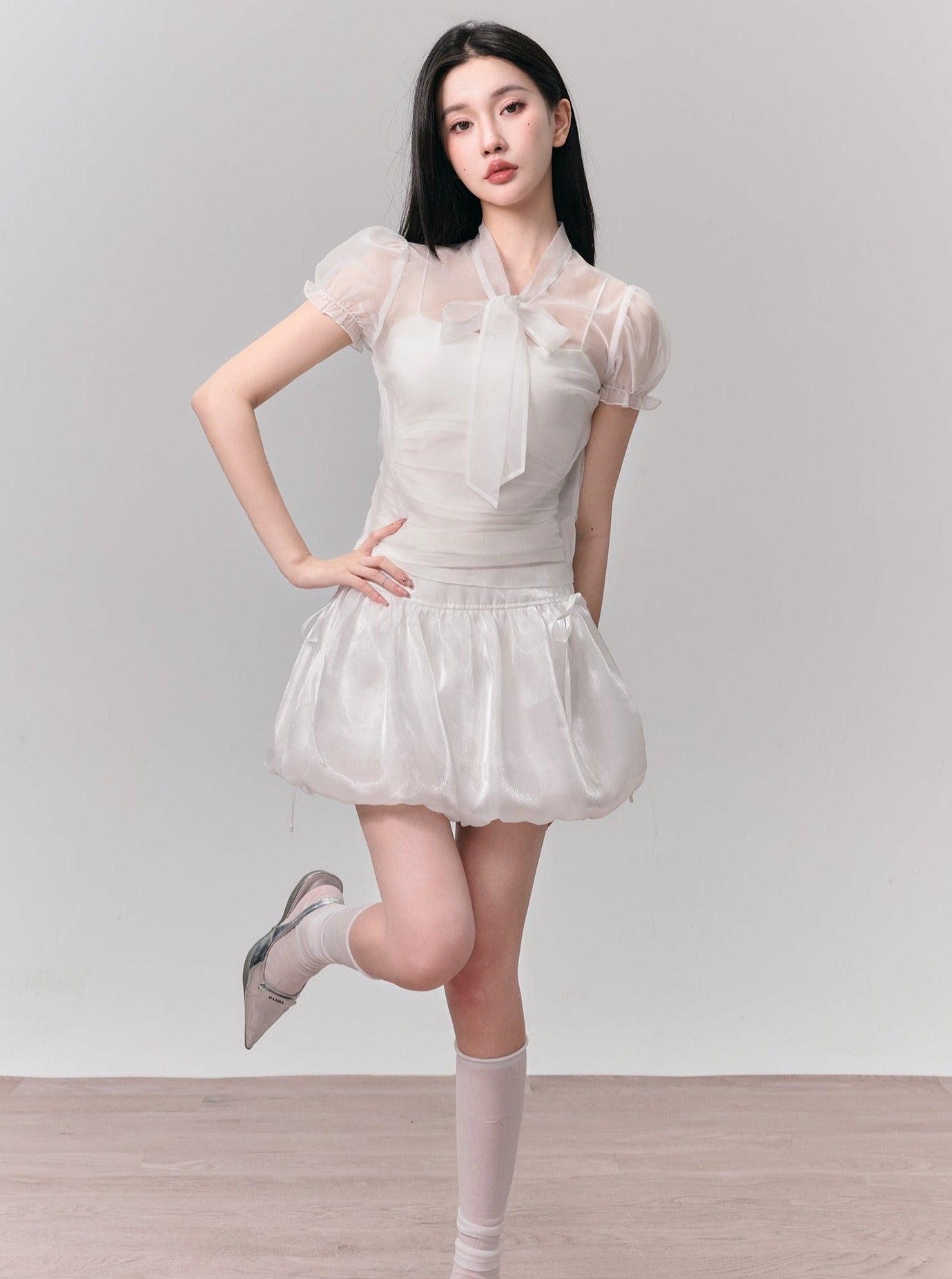 [Spot] fragile shop - vanilla marshmallow Sweet puff sleeve tie-up shirt bud skirt set