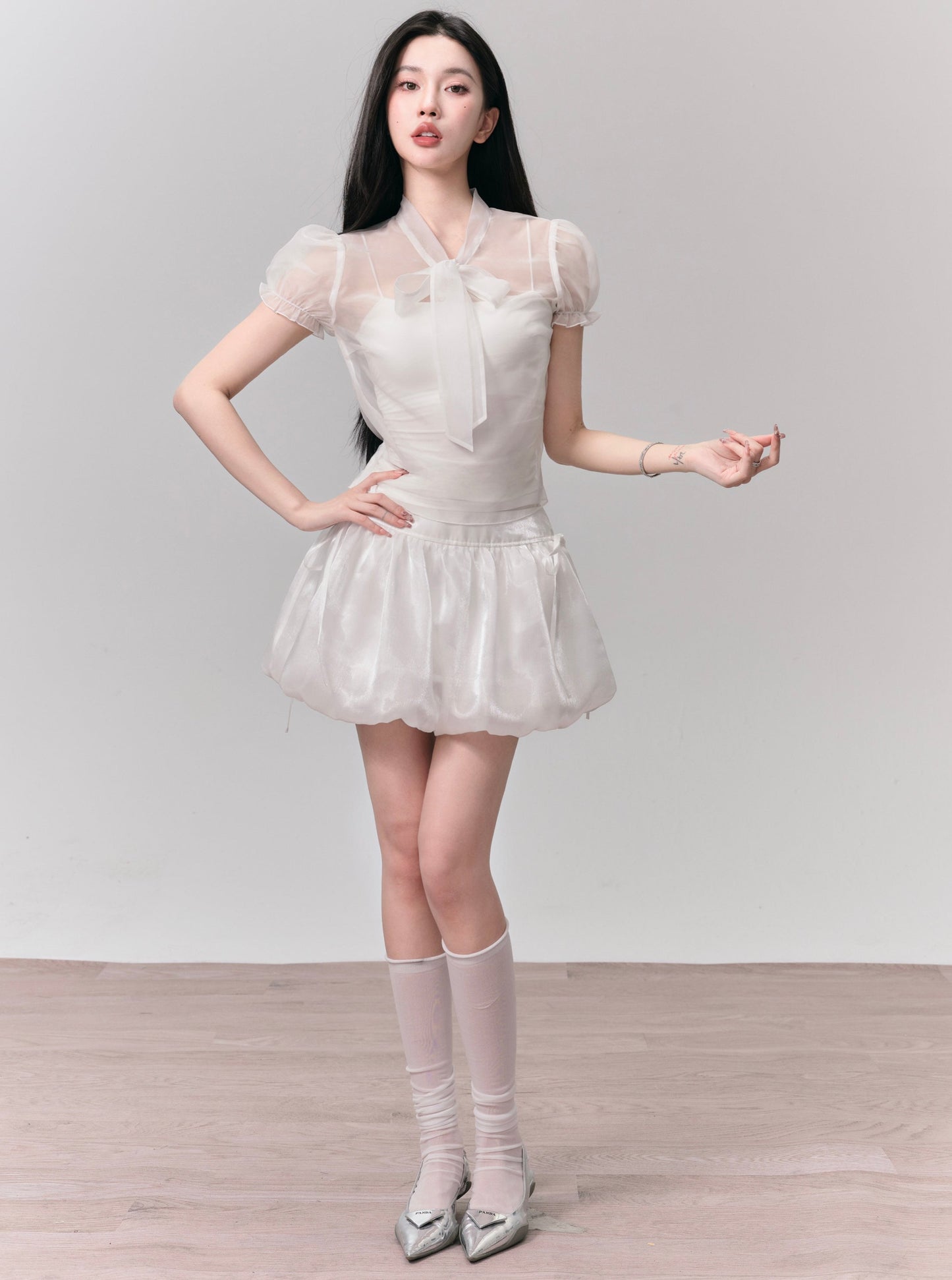 [Spot] fragile shop - vanilla marshmallow Sweet puff sleeve tie-up shirt bud skirt set