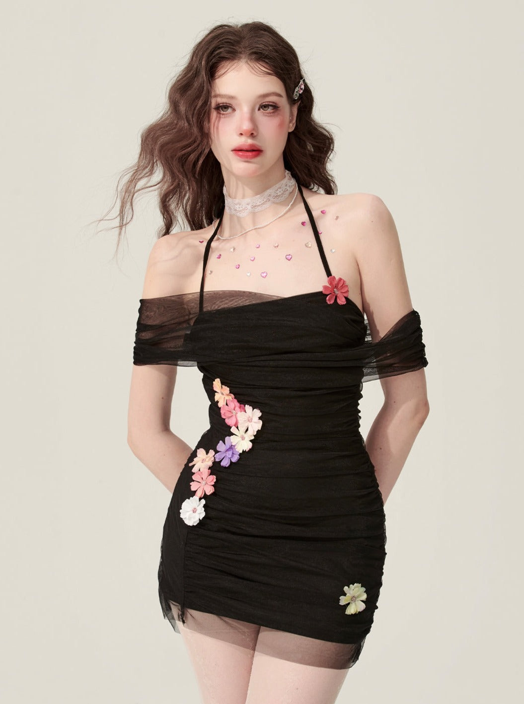 Weniger auch Augen lodernde Rose Meer schwarz Neckholder floral Kleid Frauen Sommer Mesh Rock ärmellose Hüfte Rock