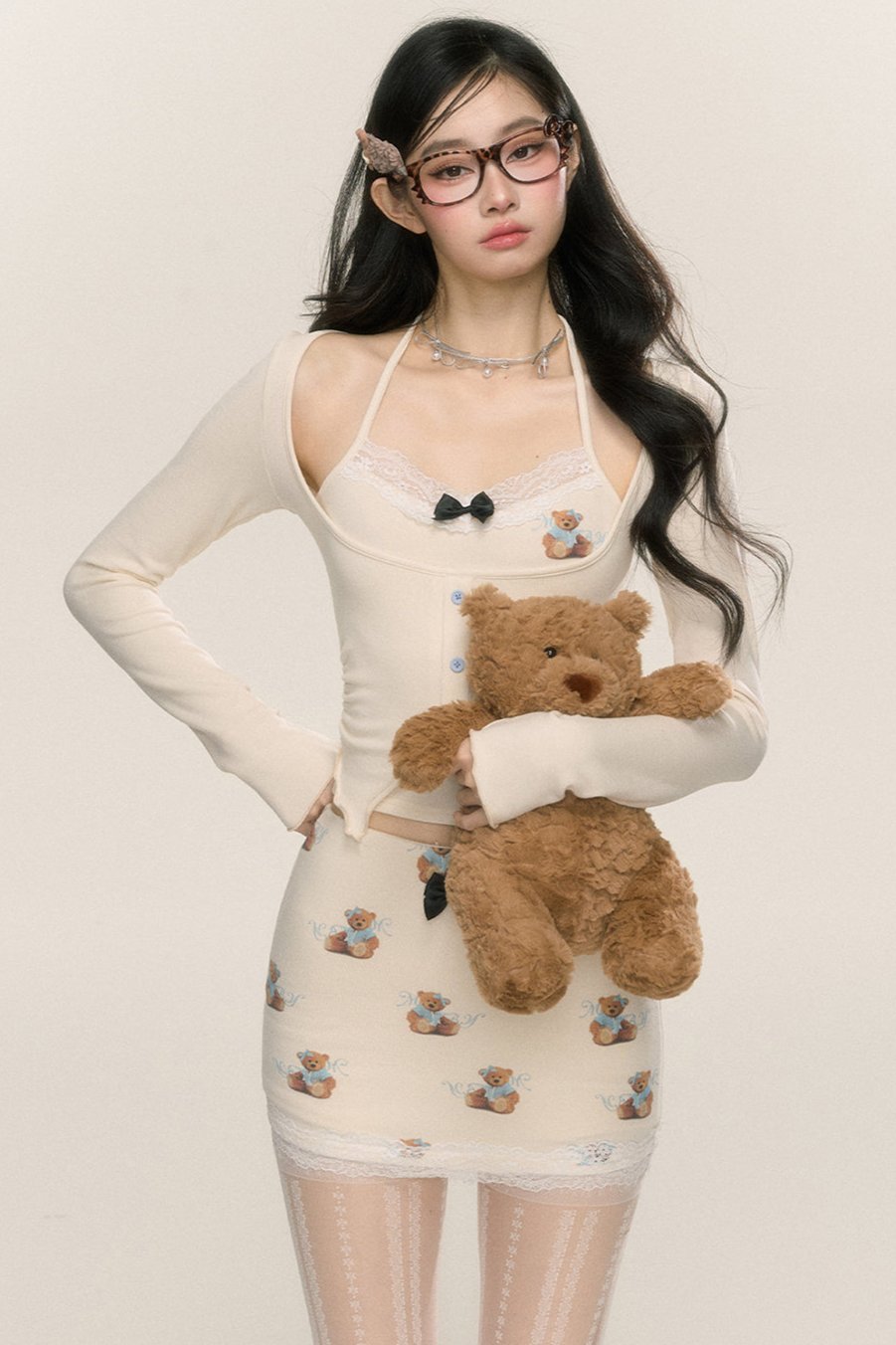 [On sale at 20 o'clock on 26th September] less eye bear roll cake long-sleeved lace halterneck sweet and spicy T-shirt women's early autumn