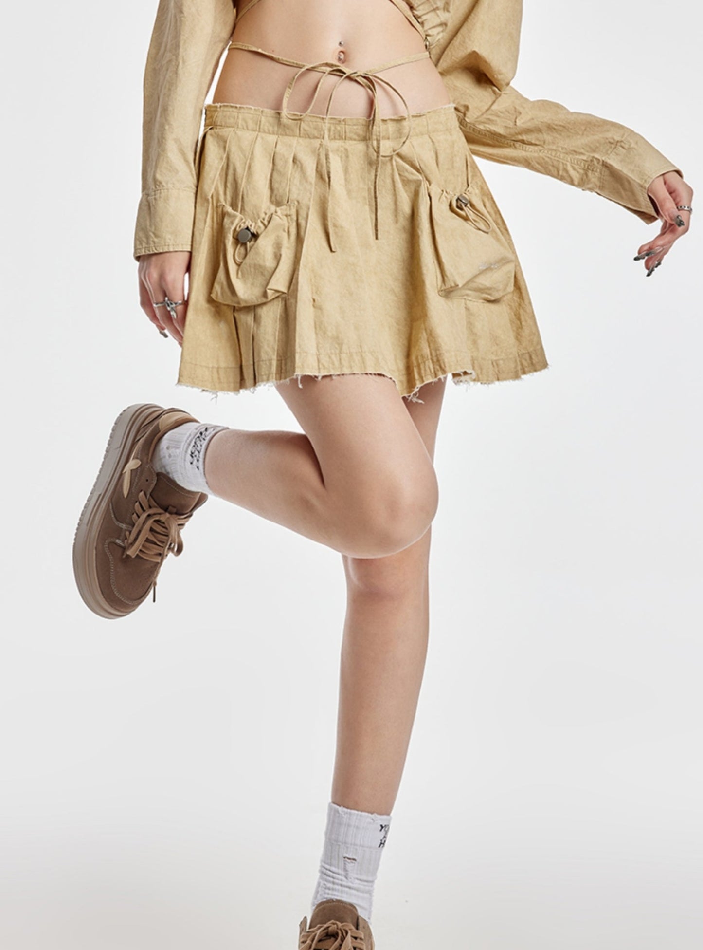 Versatile Loose Khaki Pleated Skirt