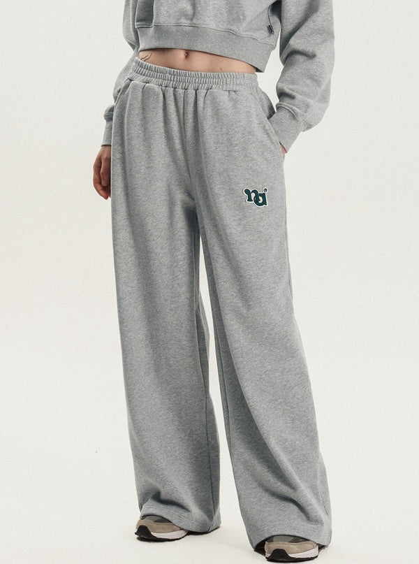 Crewneck long sleeve sweatshirt set