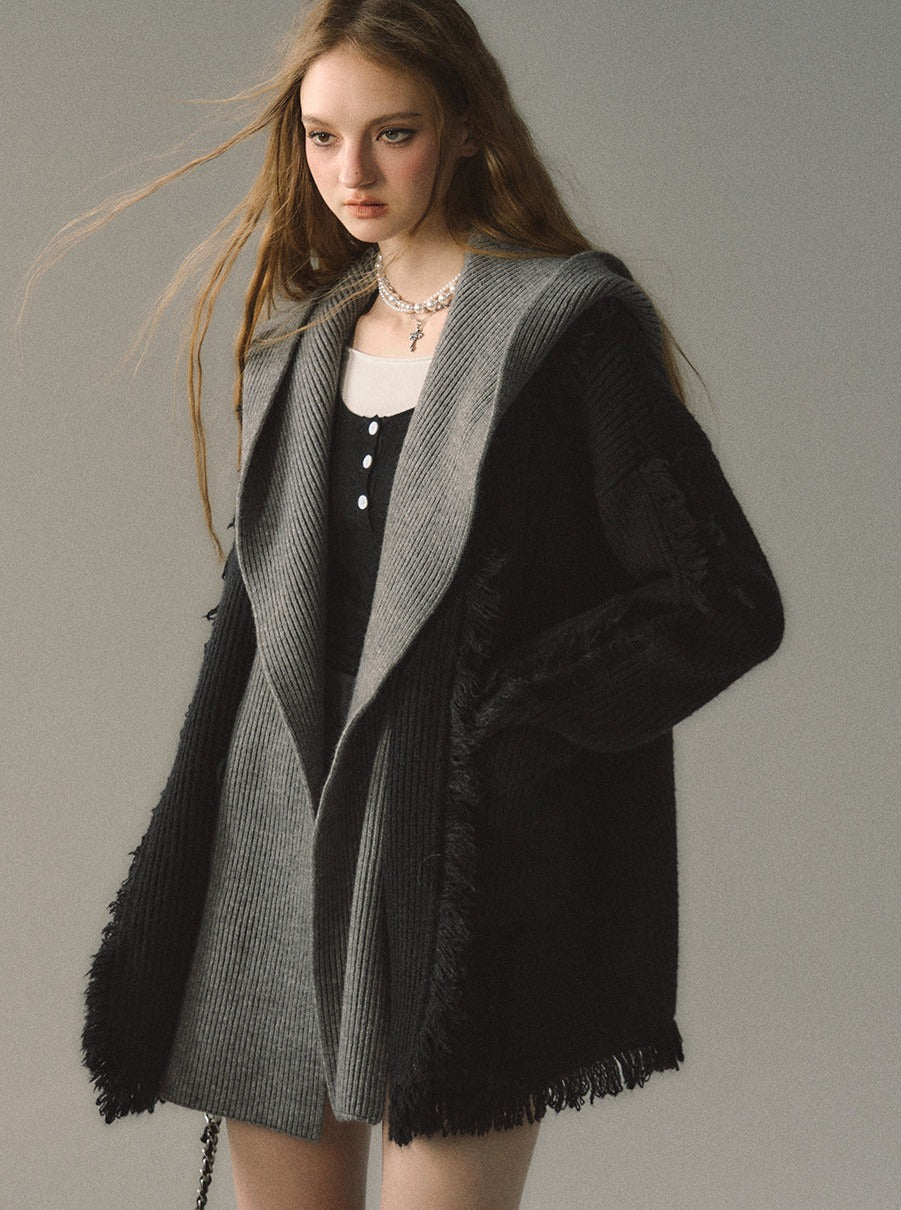 Mid-length hooded detachable knitted coat