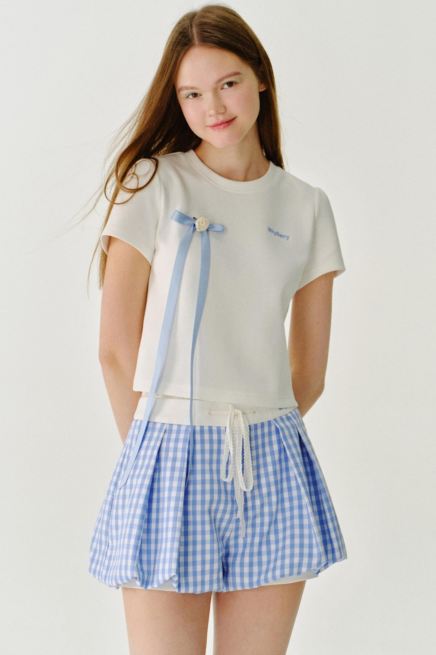 리본 디테일 레터 프린트 티셔츠 