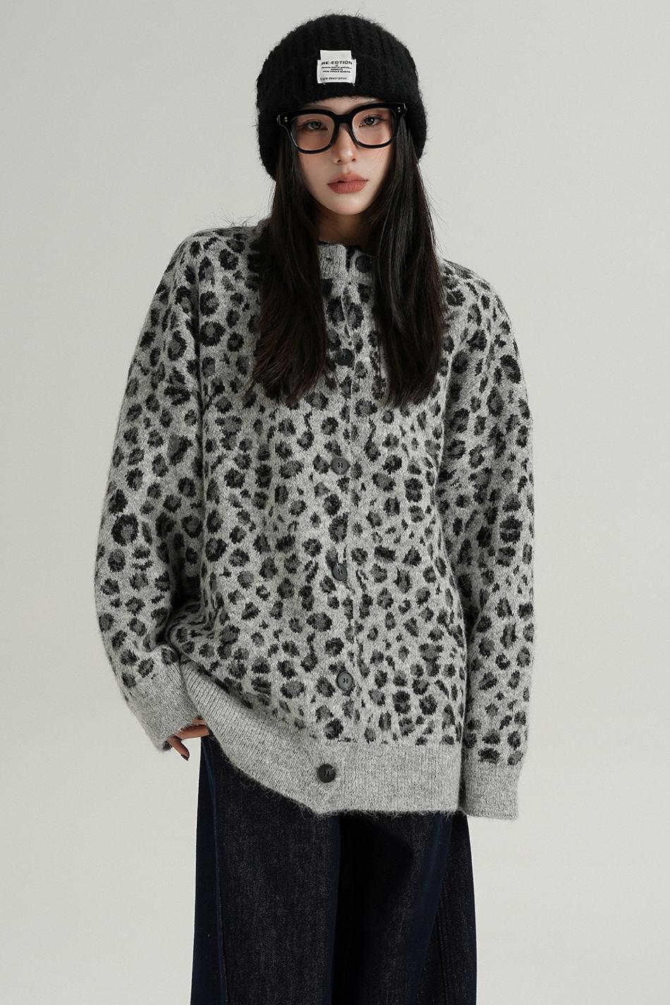 Leopard Print Knit Cardigan 