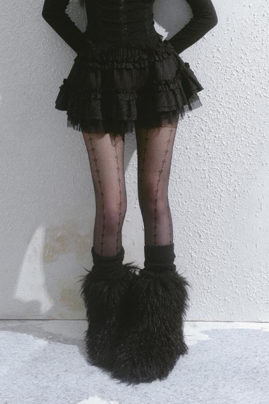 Lace Stitched Cake Skirt & Shorts Set-Up