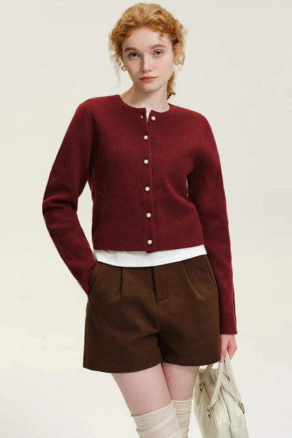 Round Neck Pearl Buckle Knitted Cardigan