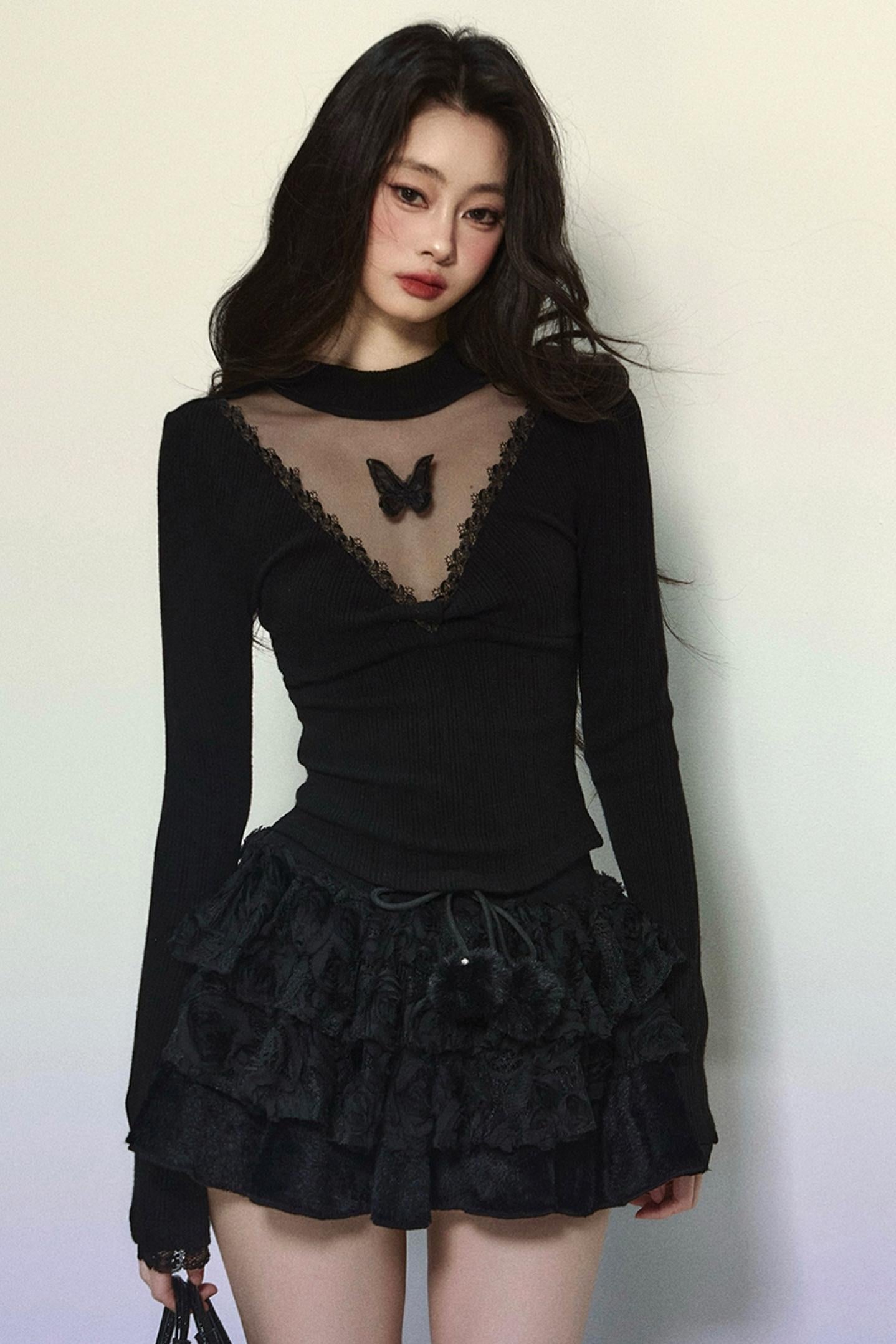 Long Sleeve V-Neck Lace Top