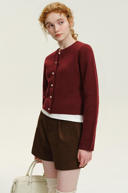 Round Neck Pearl Buckle Knitted Cardigan