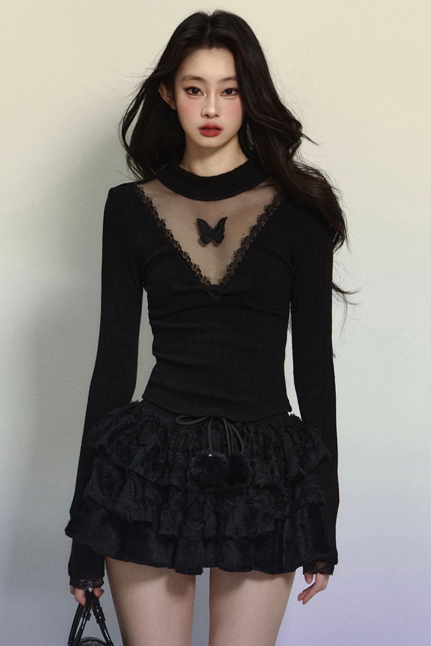 Long Sleeve V-Neck Lace Top