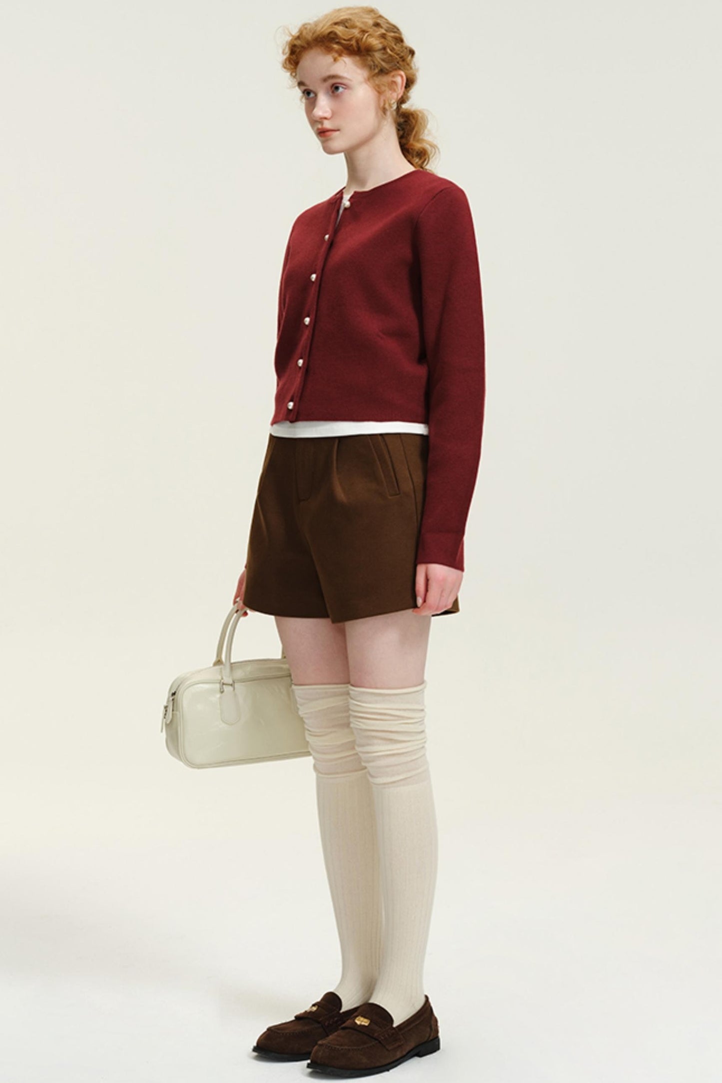 Round Neck Pearl Buckle Knitted Cardigan