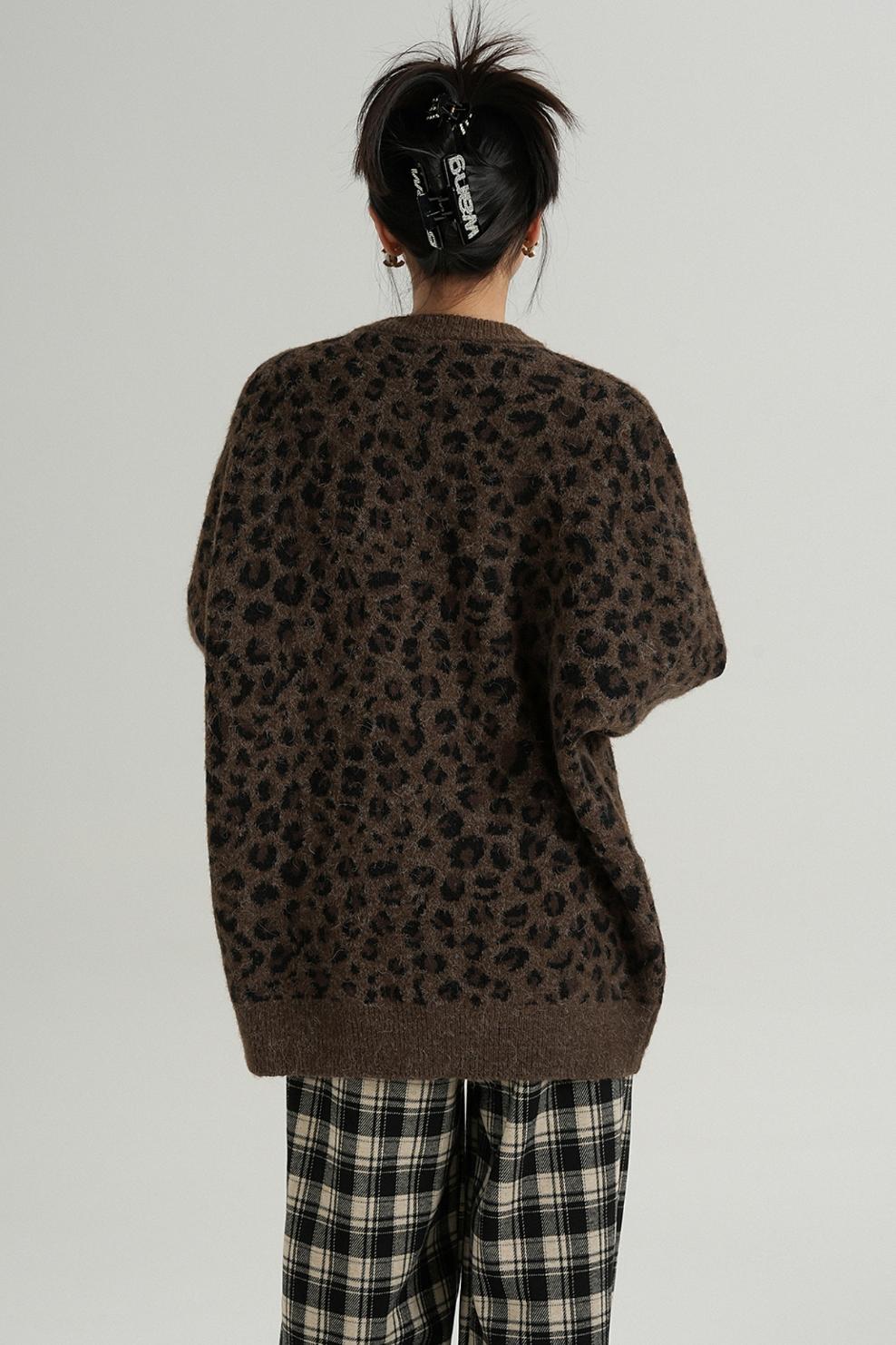 Leopard Print Knit Cardigan 