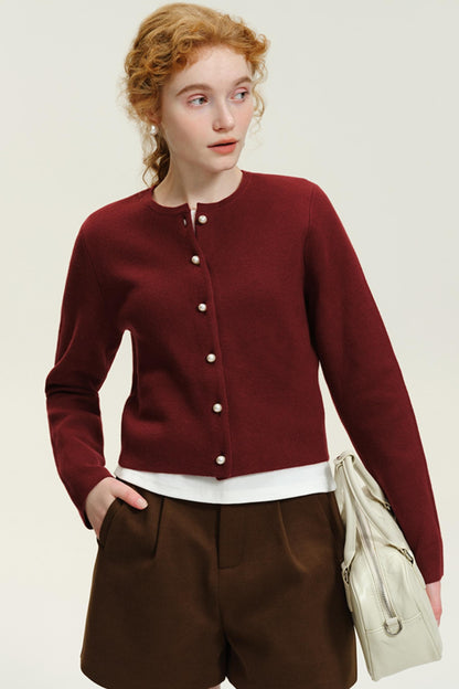 Round Neck Pearl Buckle Knitted Cardigan