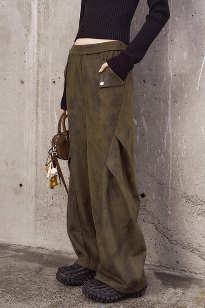 Pleated Panel Loose Fit Pants