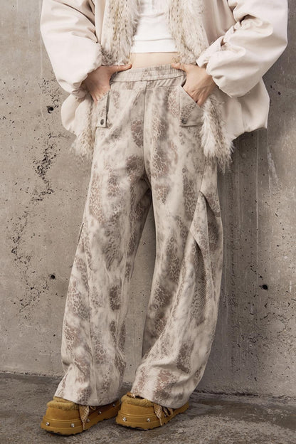 Pleated Panel Loose Fit Pants