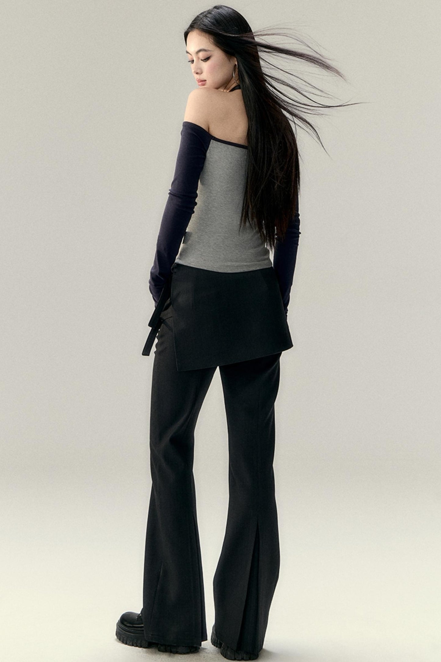 T-shirt asymétrique à une épaule 