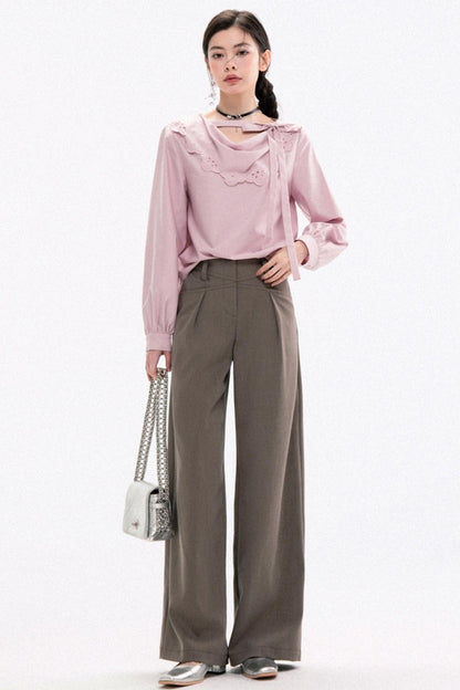 Relaxed Silhouette Mid-Rise Pants