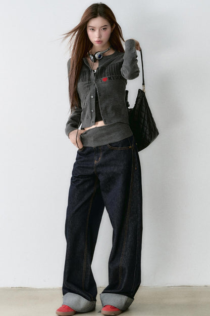 Base Shirt & Loose Cuffed Jeans Set-Up