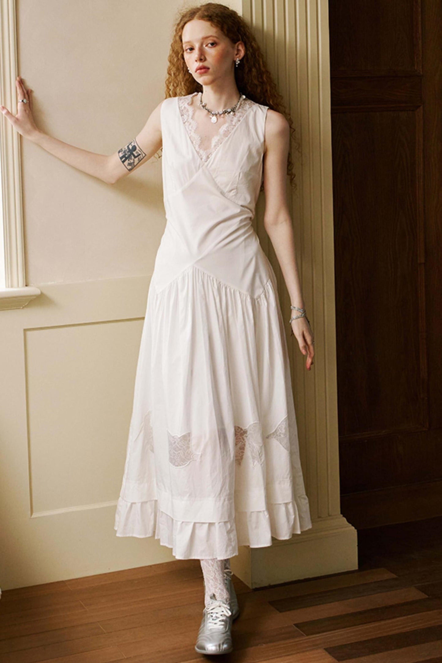 Elegant V-Neck Lace Dress