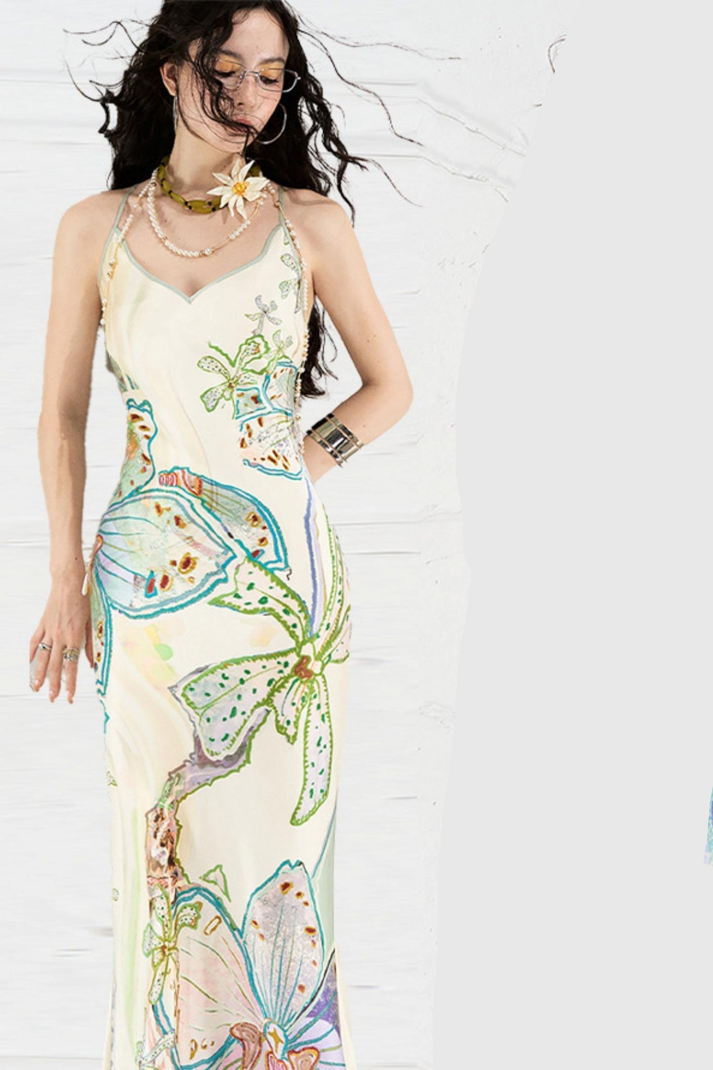 Blossom V-Neck Mermaid Dress