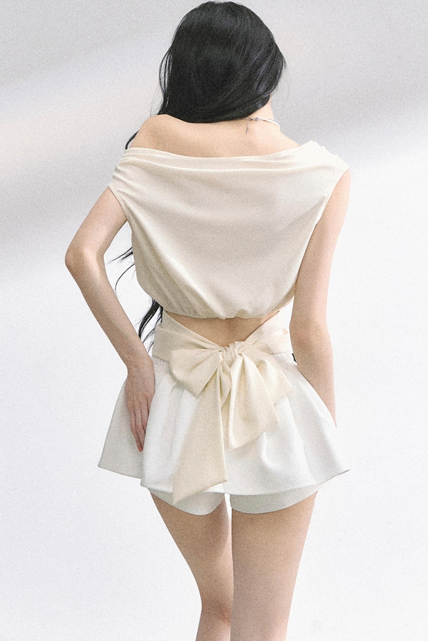 Manta Love Letter Shoulder Top