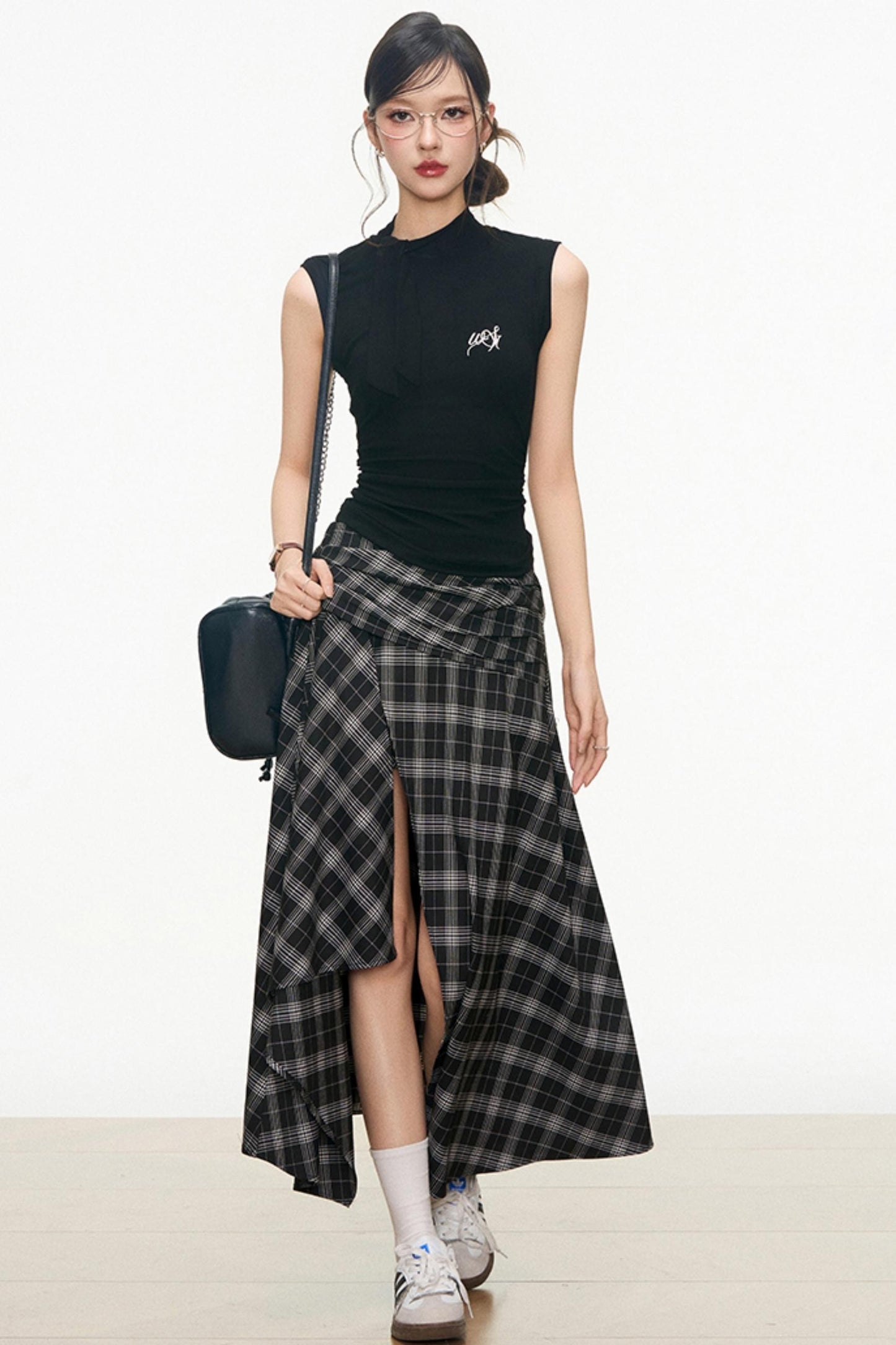 Charm Checkered Skirt & Bow-Knit Set-Up