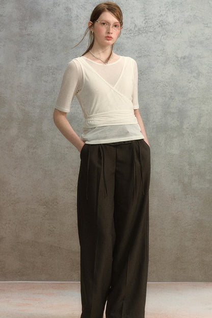 Niche V-Neck Slimming Tee