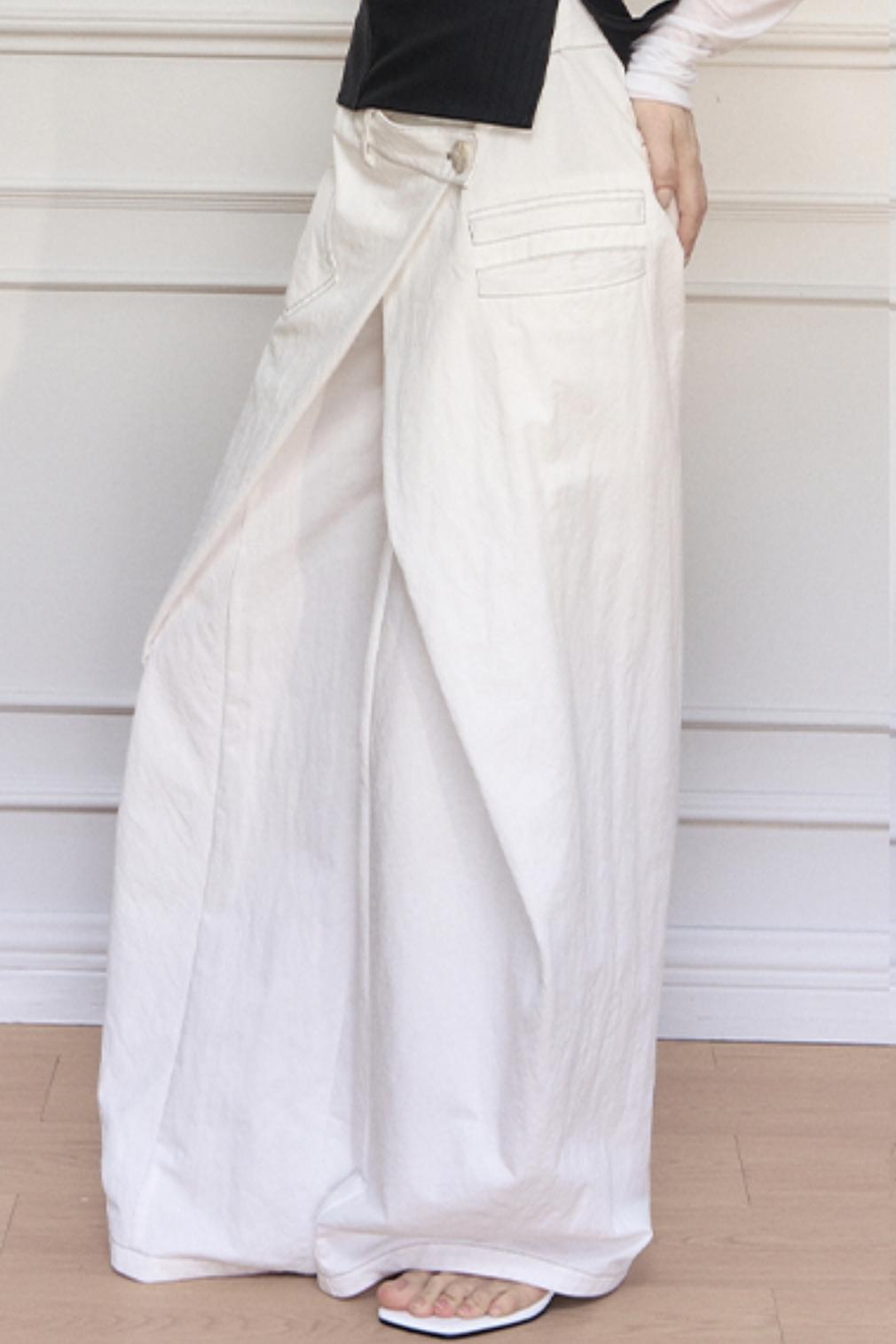 Yuan Wide-Leg Pants