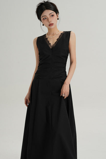 V-Neck Slim Pleated Lace Dress