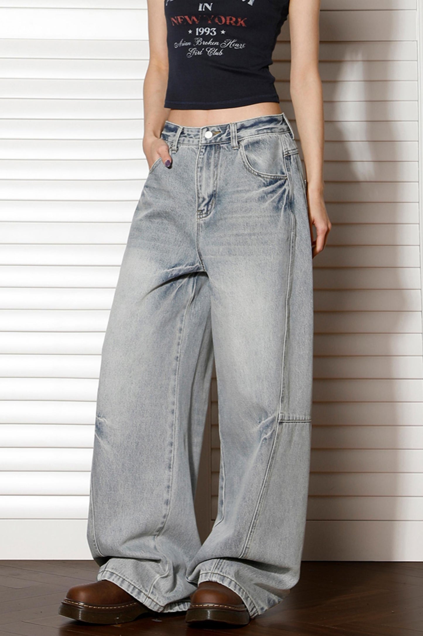 Retro High-Waisted Wide-Leg Jeans