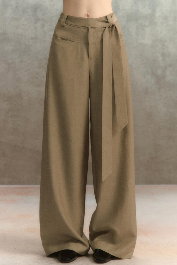 Chic Linen Wide-Leg Trousers