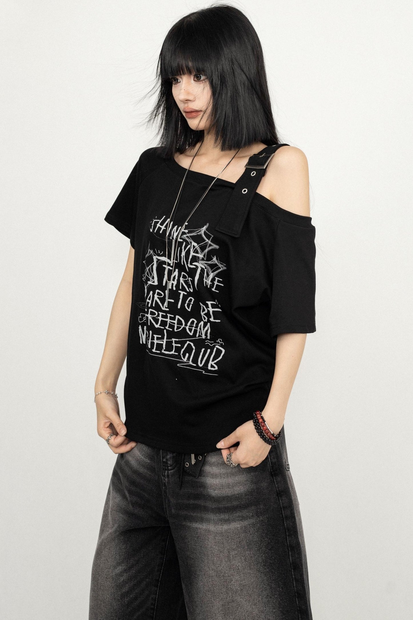 Bold Summer Statement Top