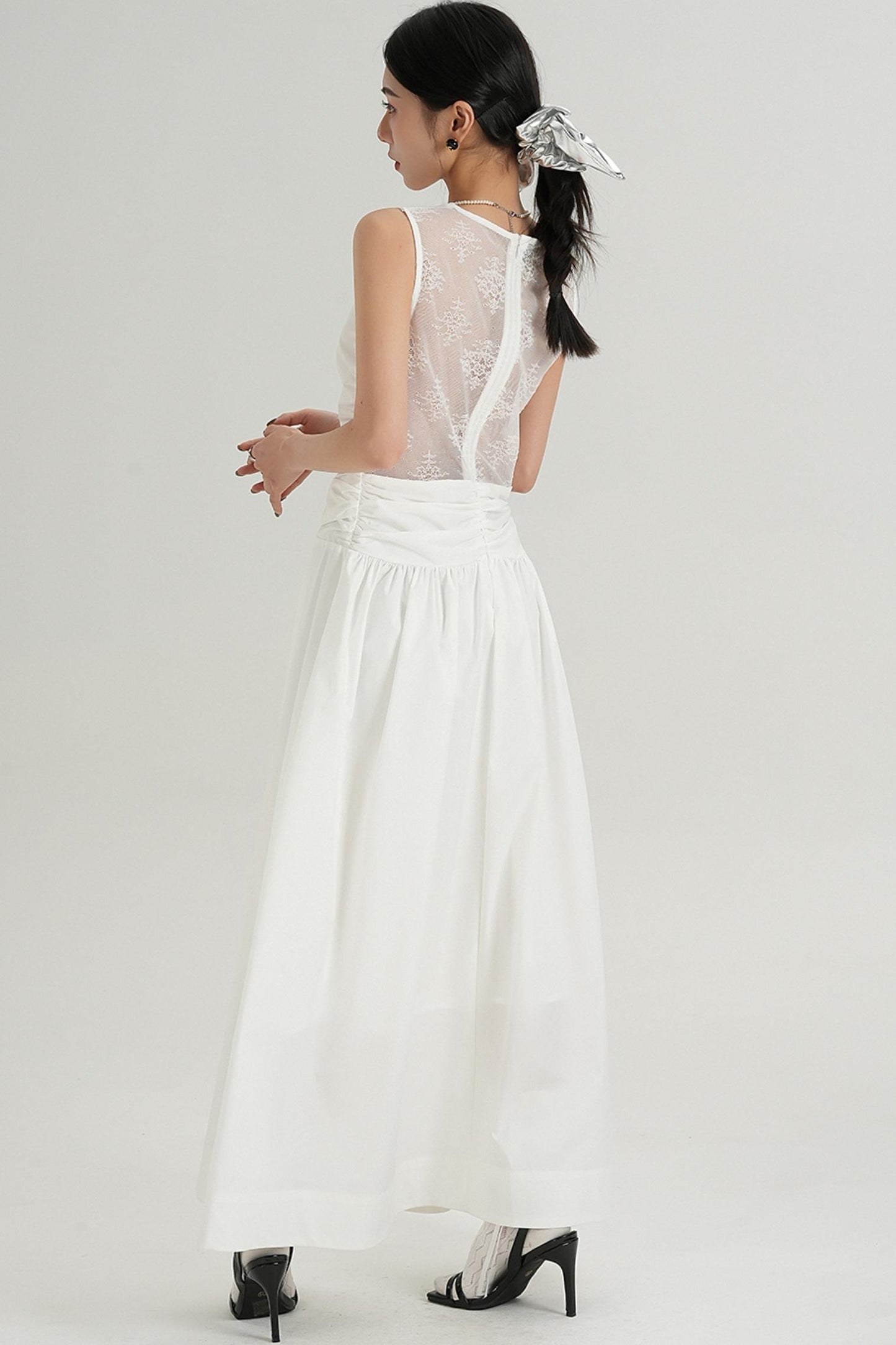 V-Neck Slim Pleated Lace Dress