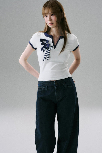 Multi-Bow V-Neck Slim T-Shirt