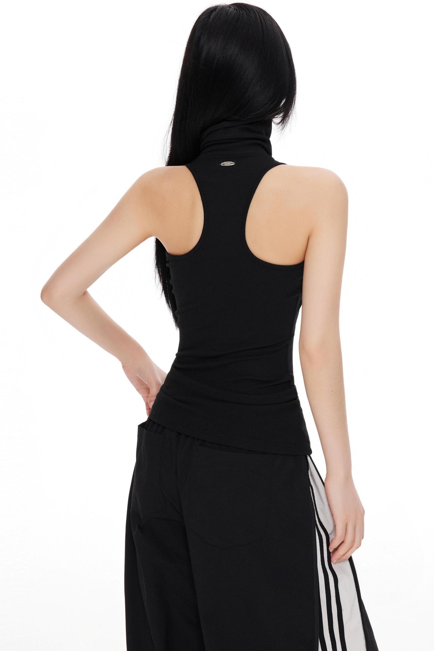 Slimming High-Necked Knitted Vest
