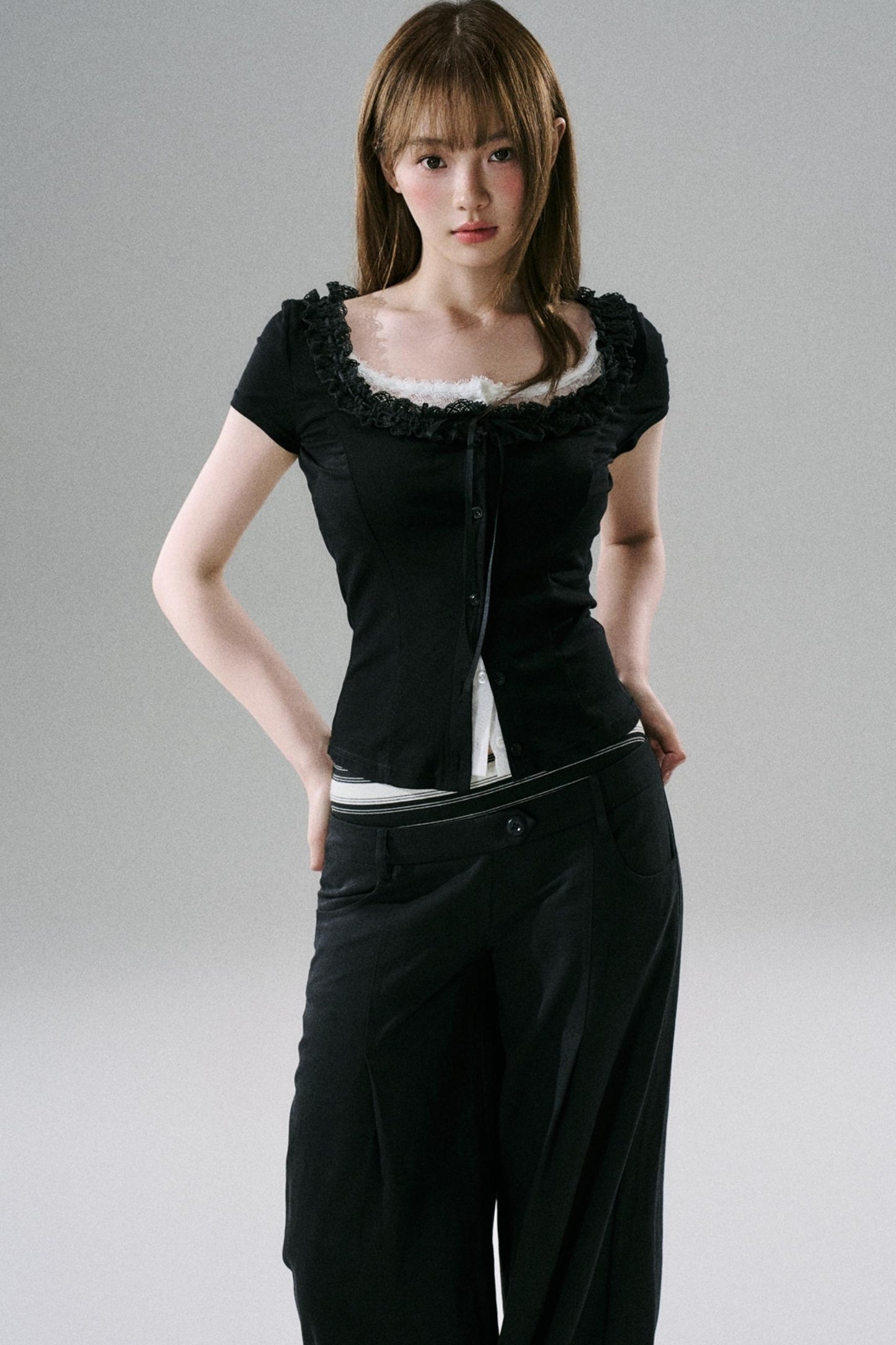 Fake Two-Piece Lace Slim Top