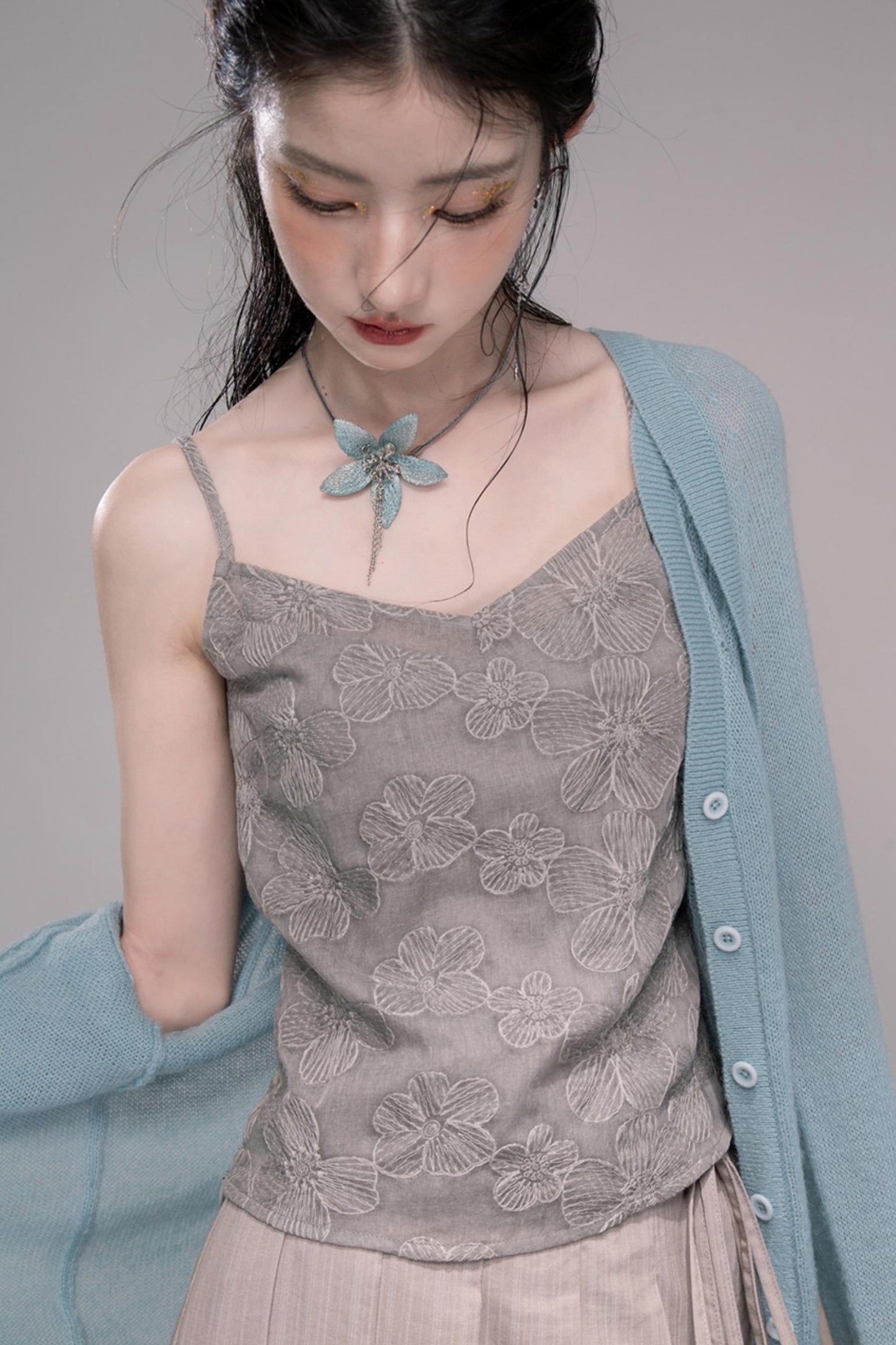 Wavy Wool Diamond Cardigan