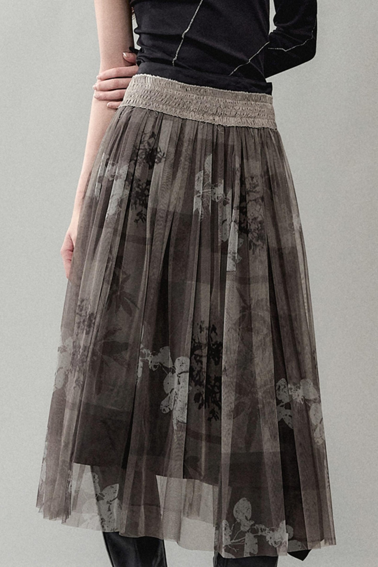 Roaming Flowers Overskirt